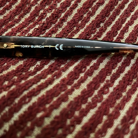 Tory Burch Sunglasses - Picture 5 of 11
